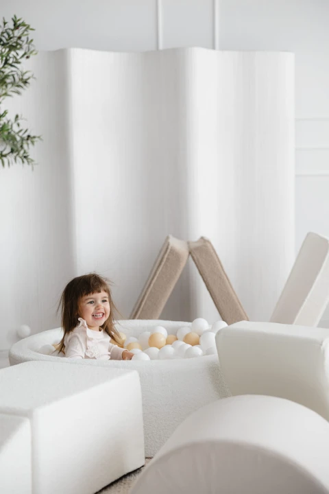 Set de joaca Boucle Foam Play & Piscina moale 200 mingi - Image 6