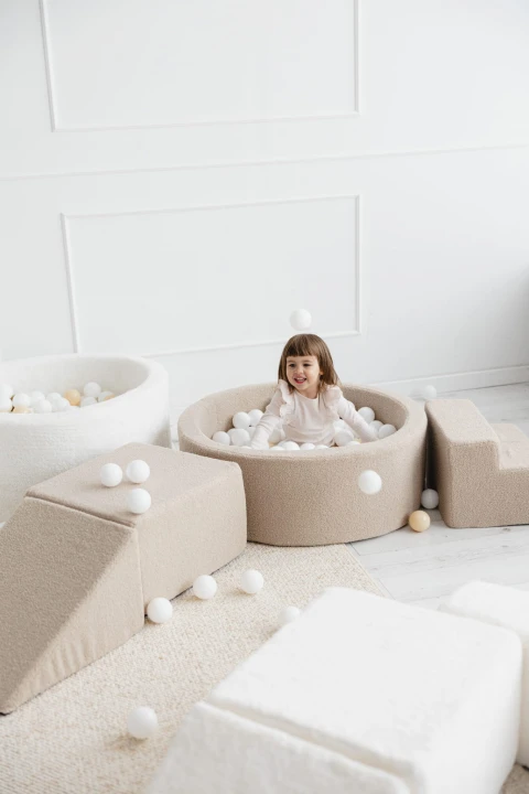 Set de joaca Boucle Foam Play & Piscina moale 200 mingi - Image 9