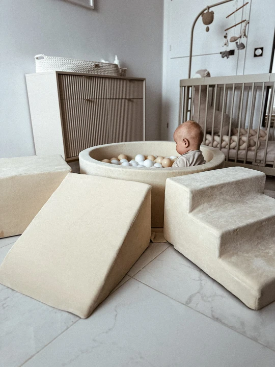 Set de joaca Soft Velvet Foam Play & Piscina moale 200 mingi - Image 2